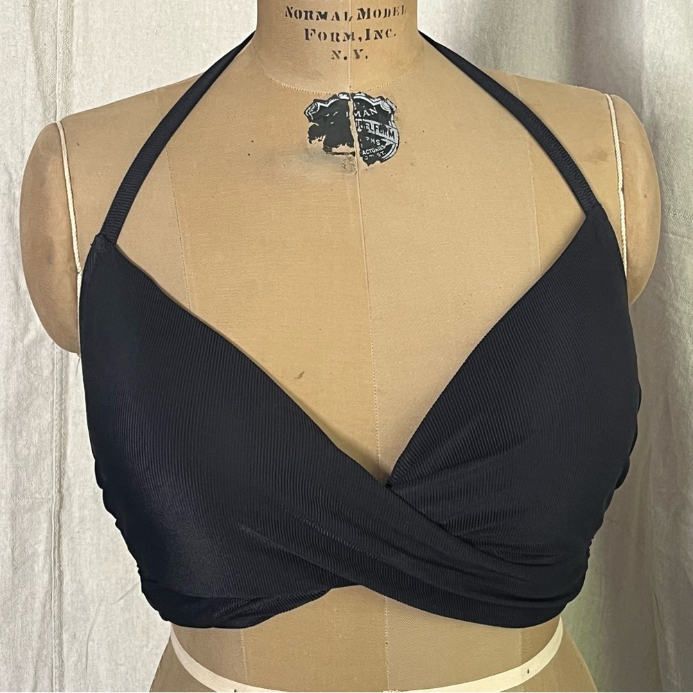 Shade & Shore Women’s Ribbed Double Fastener Cross Front Bikini Top Size 36D